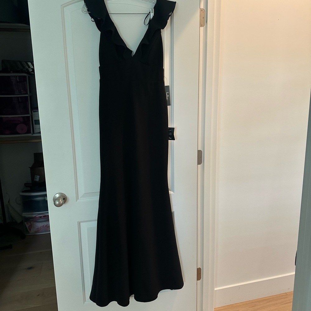 Black Form Fitting Bridesmaid/black tie Gown